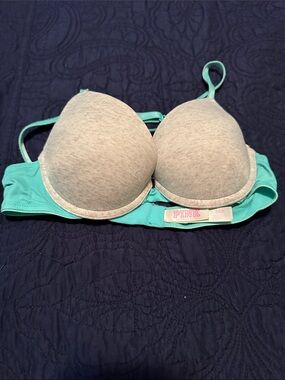 PINK Victoria's Secret Gray & Teal Lightly Padded T-Shirt Bra